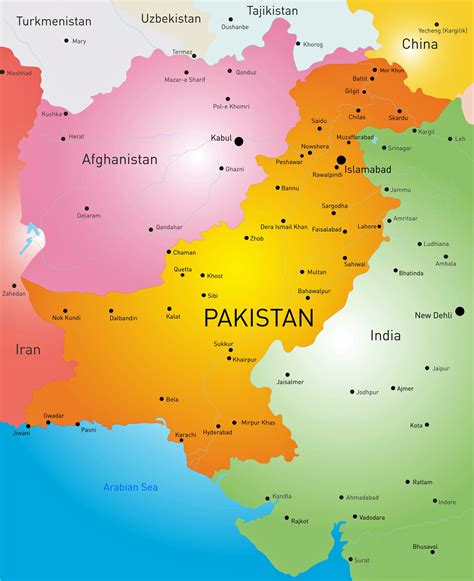 Pakistan Maps & Facts .
